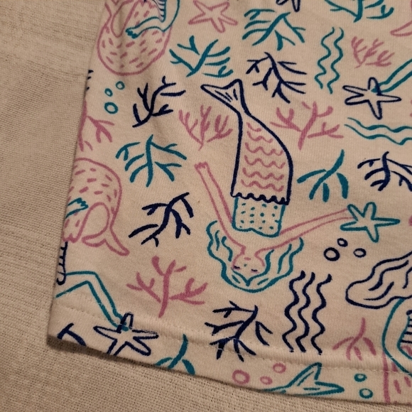 Carter's girls size 14 short pajama set mermaid designed defect noted - Picture 4 of 4